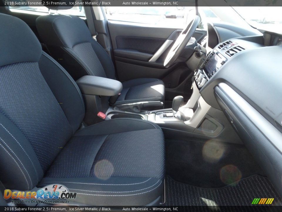 2018 Subaru Forester 2.5i Premium Ice Silver Metallic / Black Photo #13