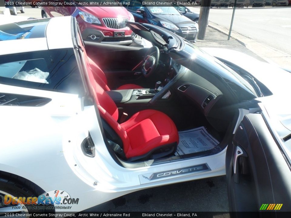 2019 Chevrolet Corvette Stingray Coupe Arctic White / Adrenaline Red Photo #33