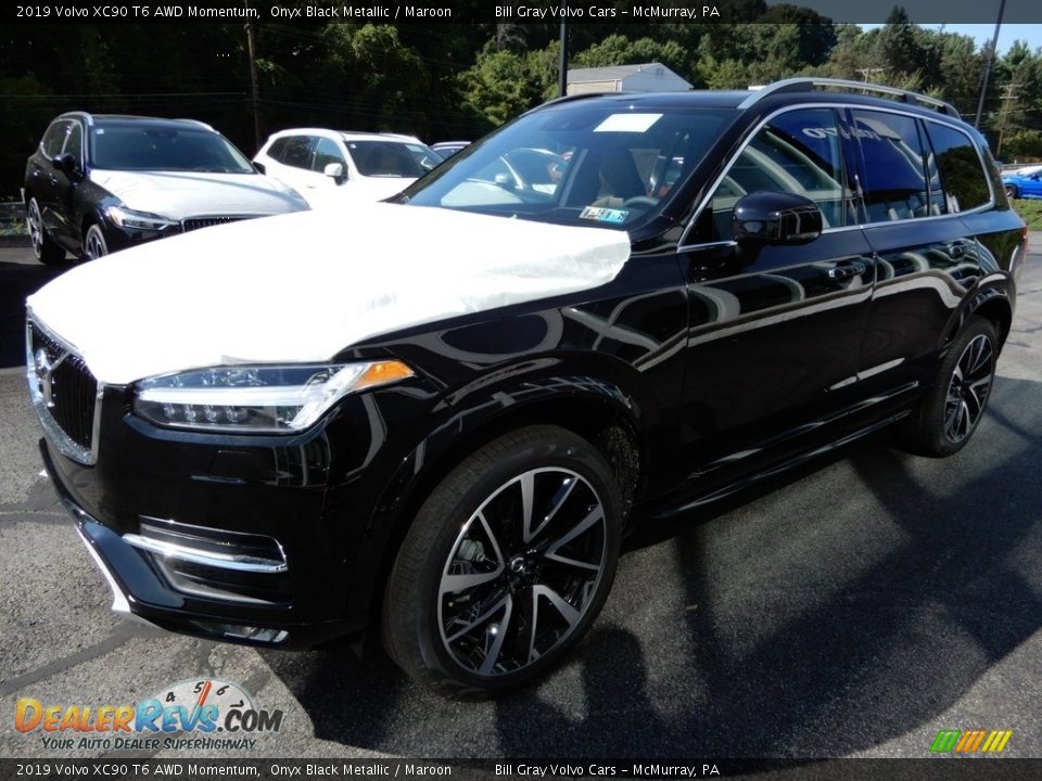 2019 Volvo XC90 T6 AWD Momentum Onyx Black Metallic / Maroon Photo #5