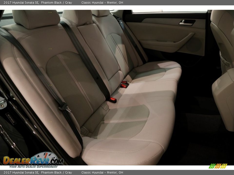 2017 Hyundai Sonata SE Phantom Black / Gray Photo #17
