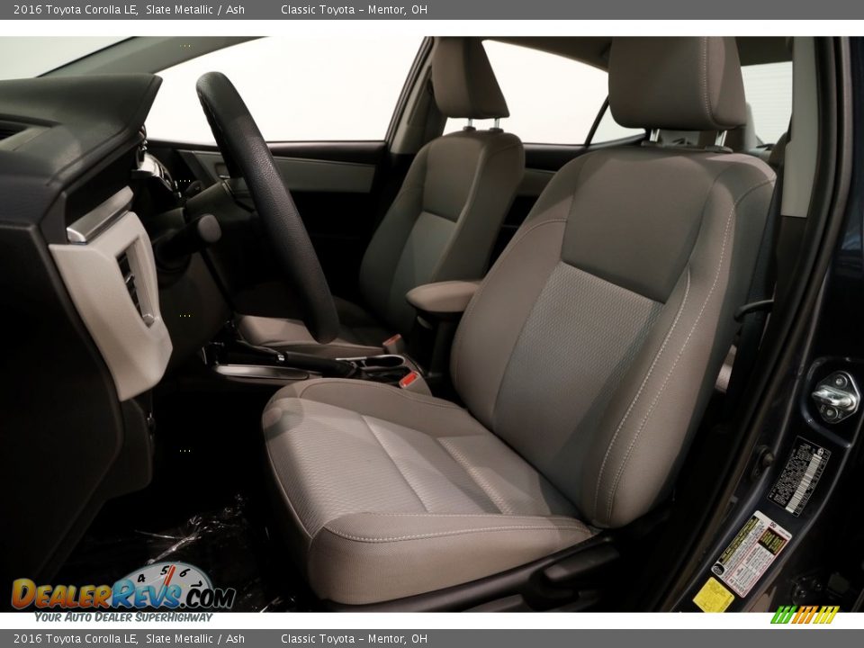 2016 Toyota Corolla LE Slate Metallic / Ash Photo #5