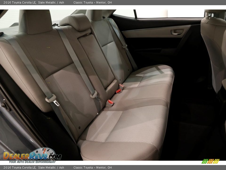 2016 Toyota Corolla LE Slate Metallic / Ash Photo #14