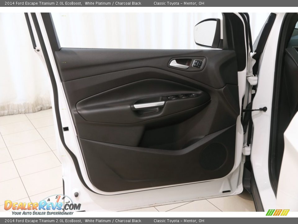2014 Ford Escape Titanium 2.0L EcoBoost White Platinum / Charcoal Black Photo #5
