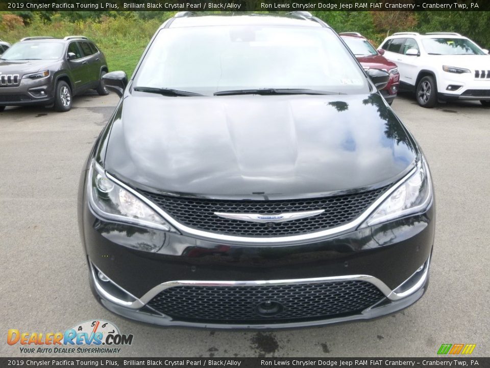 2019 Chrysler Pacifica Touring L Plus Brilliant Black Crystal Pearl / Black/Alloy Photo #8