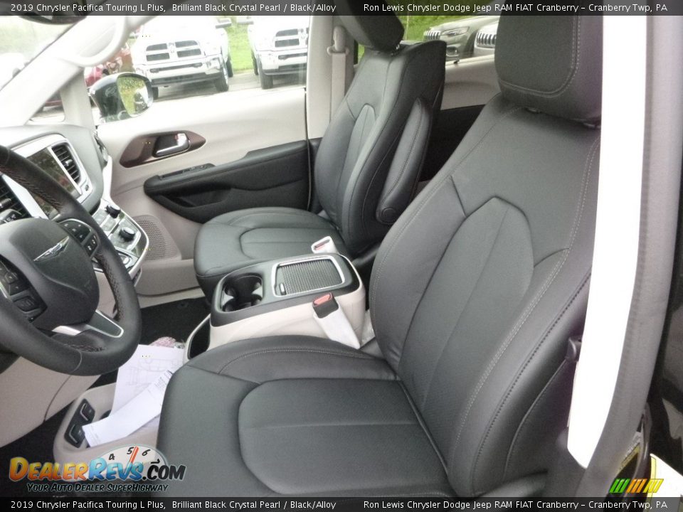 Front Seat of 2019 Chrysler Pacifica Touring L Plus Photo #14