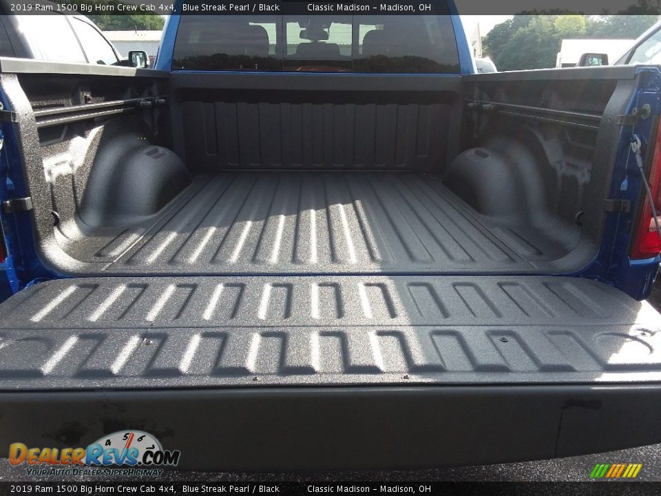 2019 Ram 1500 Big Horn Crew Cab 4x4 Blue Streak Pearl / Black Photo #3