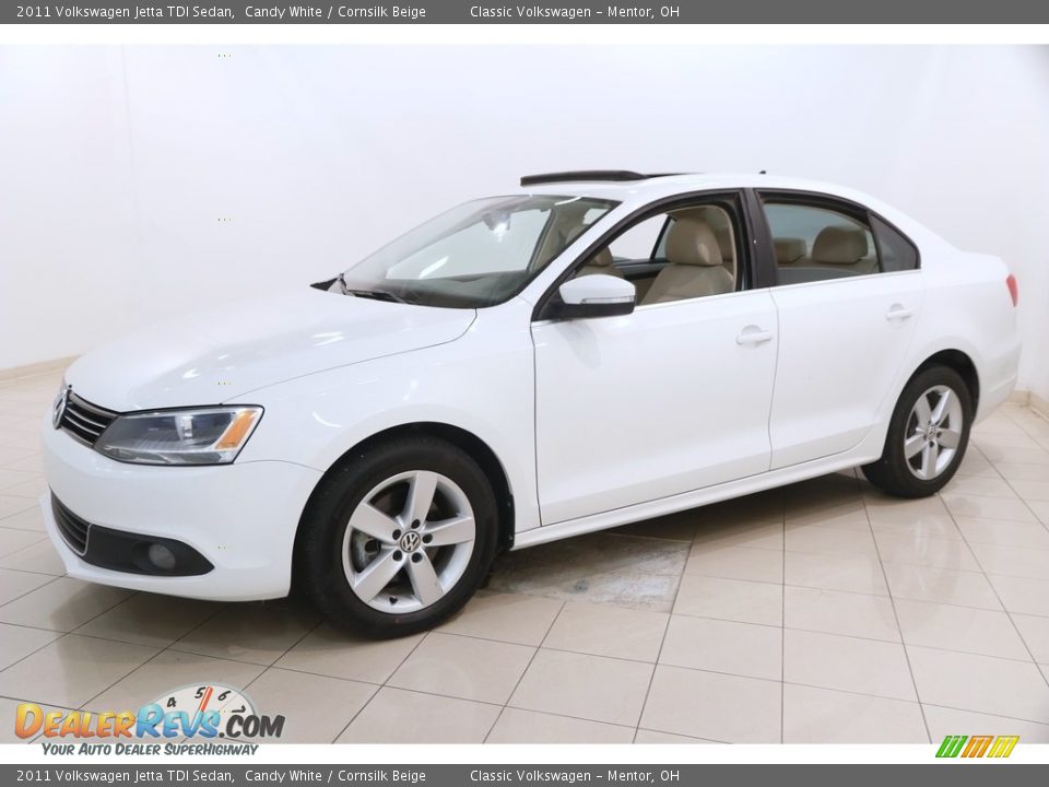 2011 Volkswagen Jetta TDI Sedan Candy White / Cornsilk Beige Photo #3