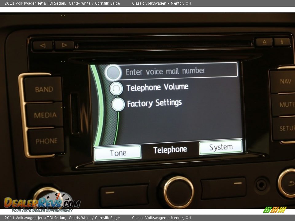 2011 Volkswagen Jetta TDI Sedan Candy White / Cornsilk Beige Photo #11