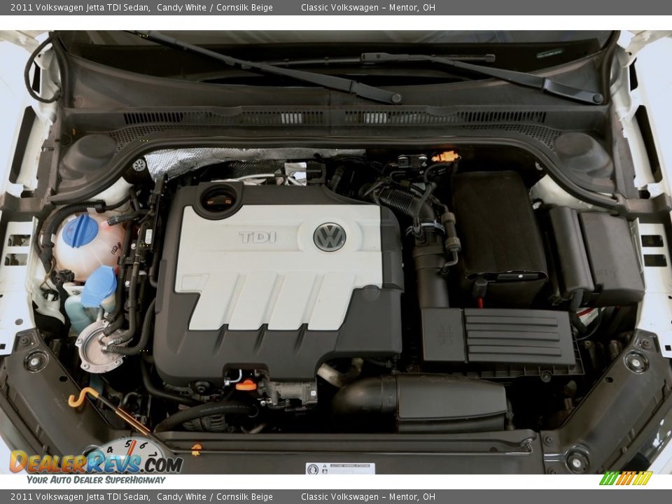 2011 Volkswagen Jetta TDI Sedan Candy White / Cornsilk Beige Photo #19