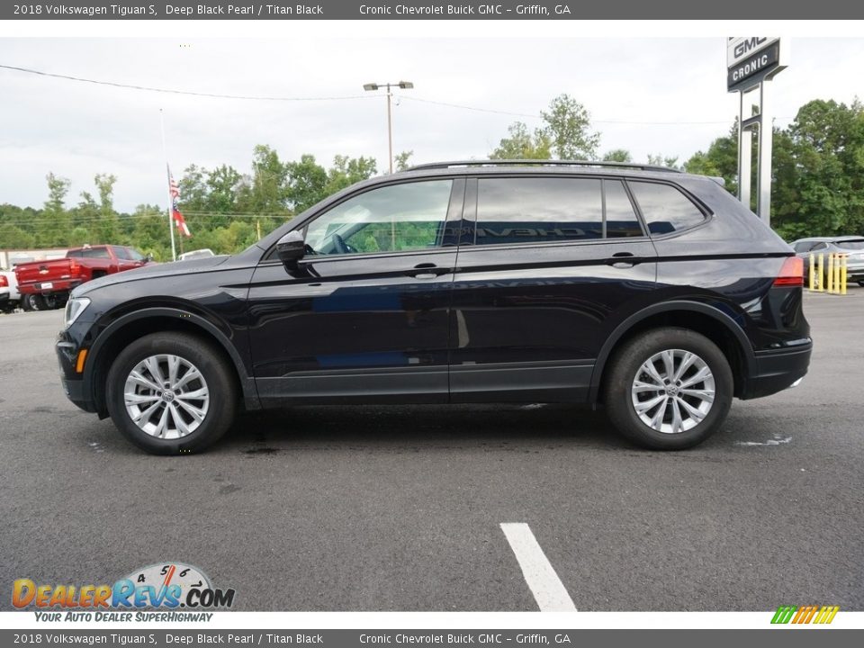 2018 Volkswagen Tiguan S Deep Black Pearl / Titan Black Photo #8