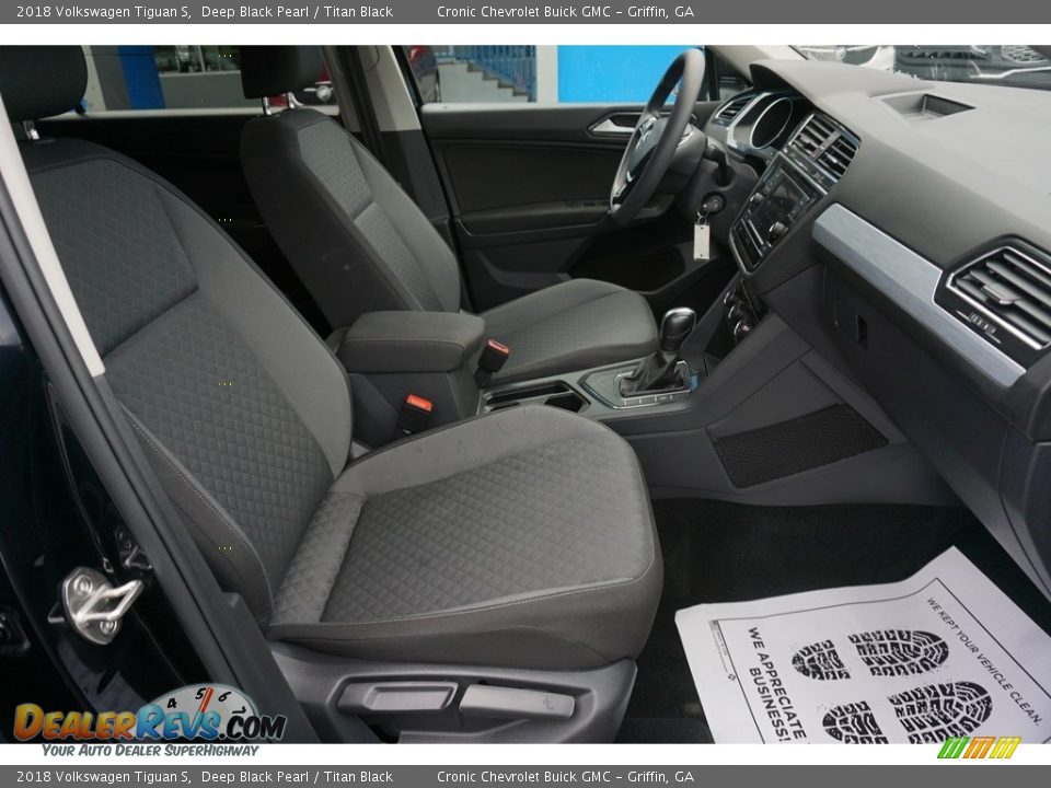 2018 Volkswagen Tiguan S Deep Black Pearl / Titan Black Photo #14