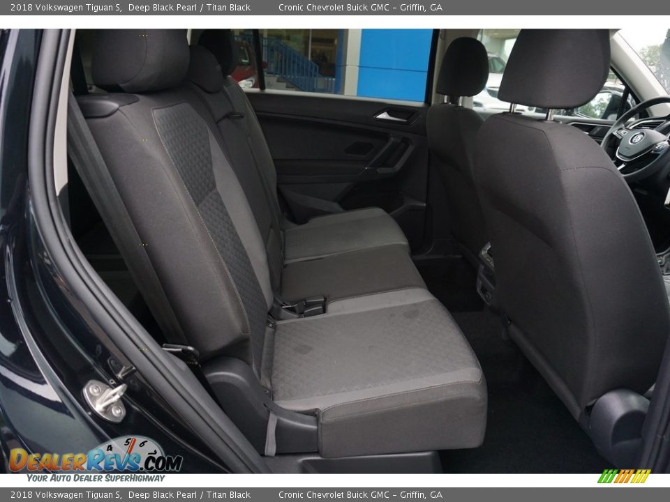 2018 Volkswagen Tiguan S Deep Black Pearl / Titan Black Photo #15