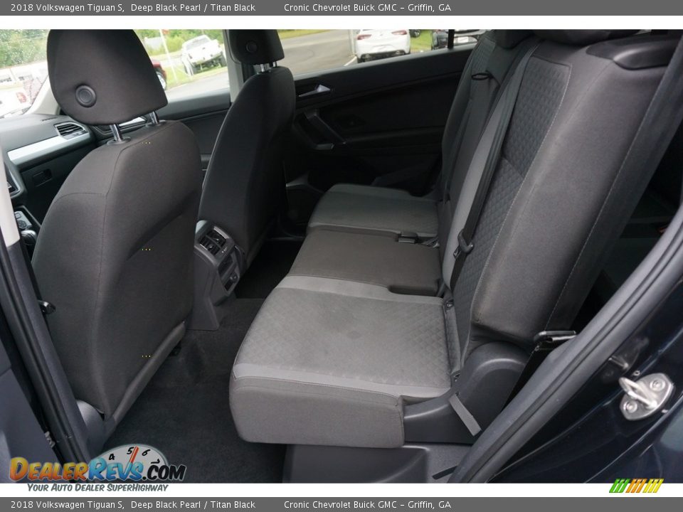 2018 Volkswagen Tiguan S Deep Black Pearl / Titan Black Photo #19