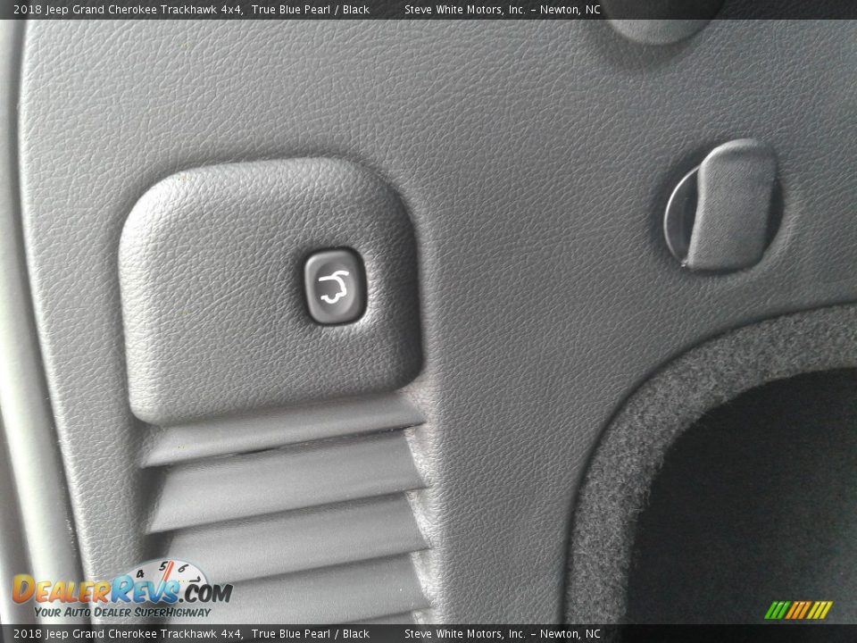 2018 Jeep Grand Cherokee Trackhawk 4x4 True Blue Pearl / Black Photo #12