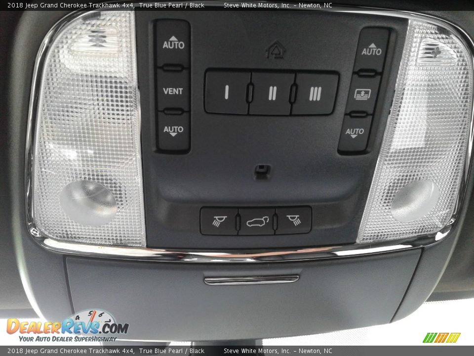 2018 Jeep Grand Cherokee Trackhawk 4x4 True Blue Pearl / Black Photo #36