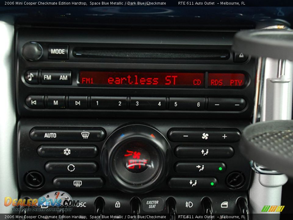 2006 Mini Cooper Checkmate Edition Hardtop Space Blue Metallic / Dark Blue/Checkmate Photo #11