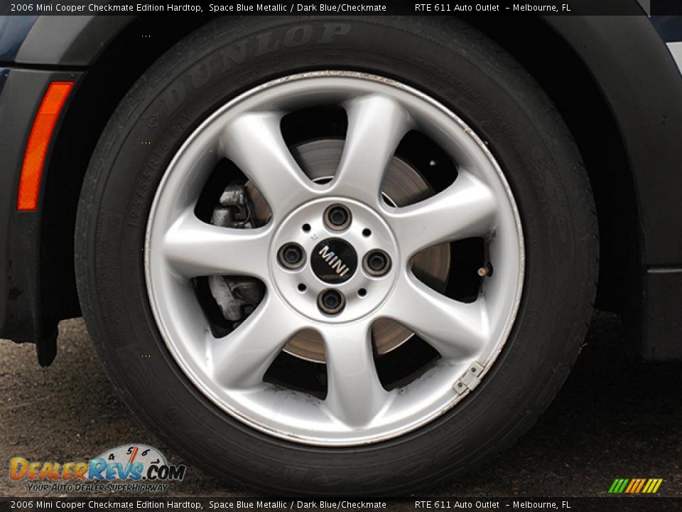 2006 Mini Cooper Checkmate Edition Hardtop Space Blue Metallic / Dark Blue/Checkmate Photo #19