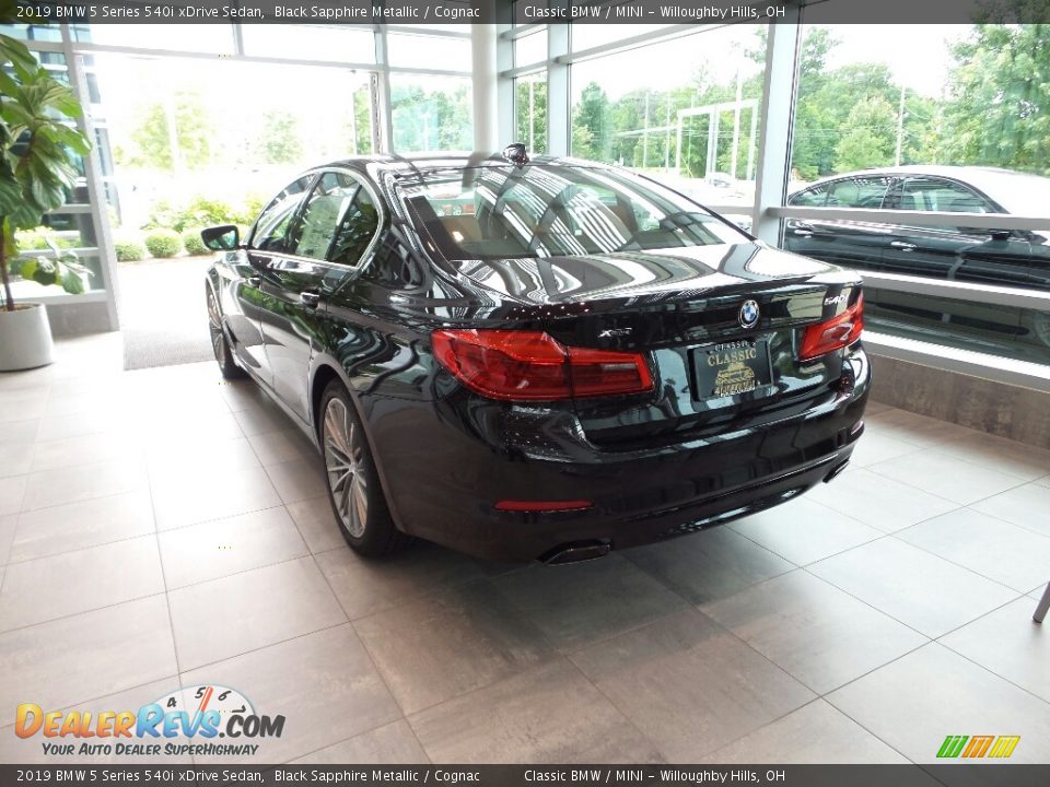2019 BMW 5 Series 540i xDrive Sedan Black Sapphire Metallic / Cognac Photo #2