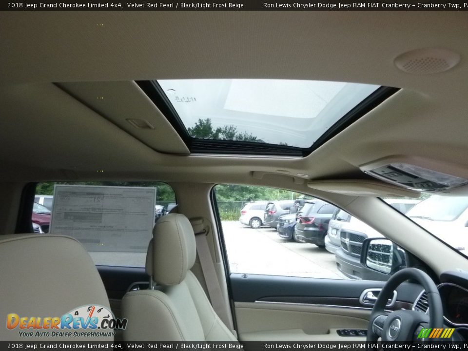 2018 Jeep Grand Cherokee Limited 4x4 Velvet Red Pearl / Black/Light Frost Beige Photo #12