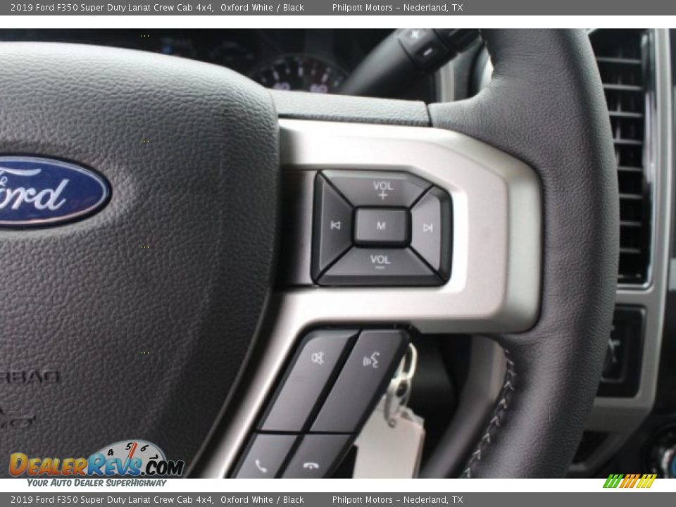 2019 Ford F350 Super Duty Lariat Crew Cab 4x4 Steering Wheel Photo #19