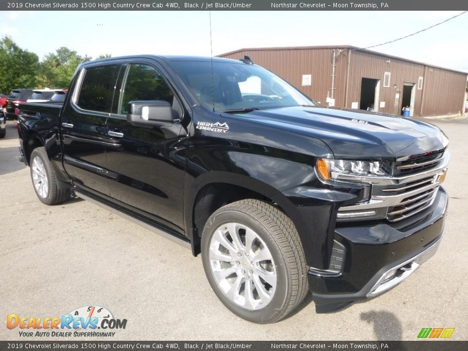 Front 3/4 View of 2019 Chevrolet Silverado 1500 High Country Crew Cab 4WD Photo #7