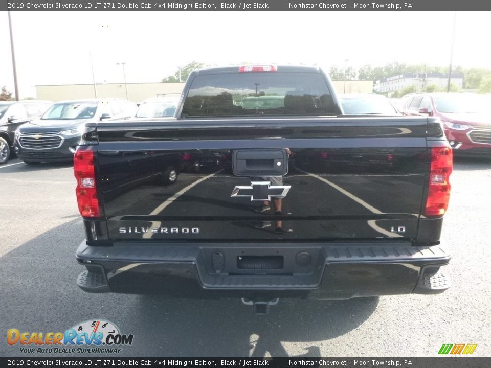 2019 Chevrolet Silverado LD LT Z71 Double Cab 4x4 Midnight Edition Black / Jet Black Photo #4