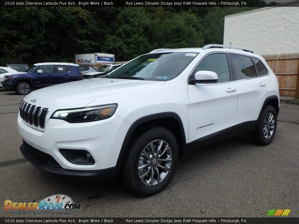 2019 Jeep Cherokee Latitude Plus 4x4 Bright White / Black Photo #1