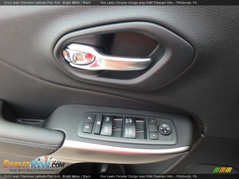 2019 Jeep Cherokee Latitude Plus 4x4 Bright White / Black Photo #13