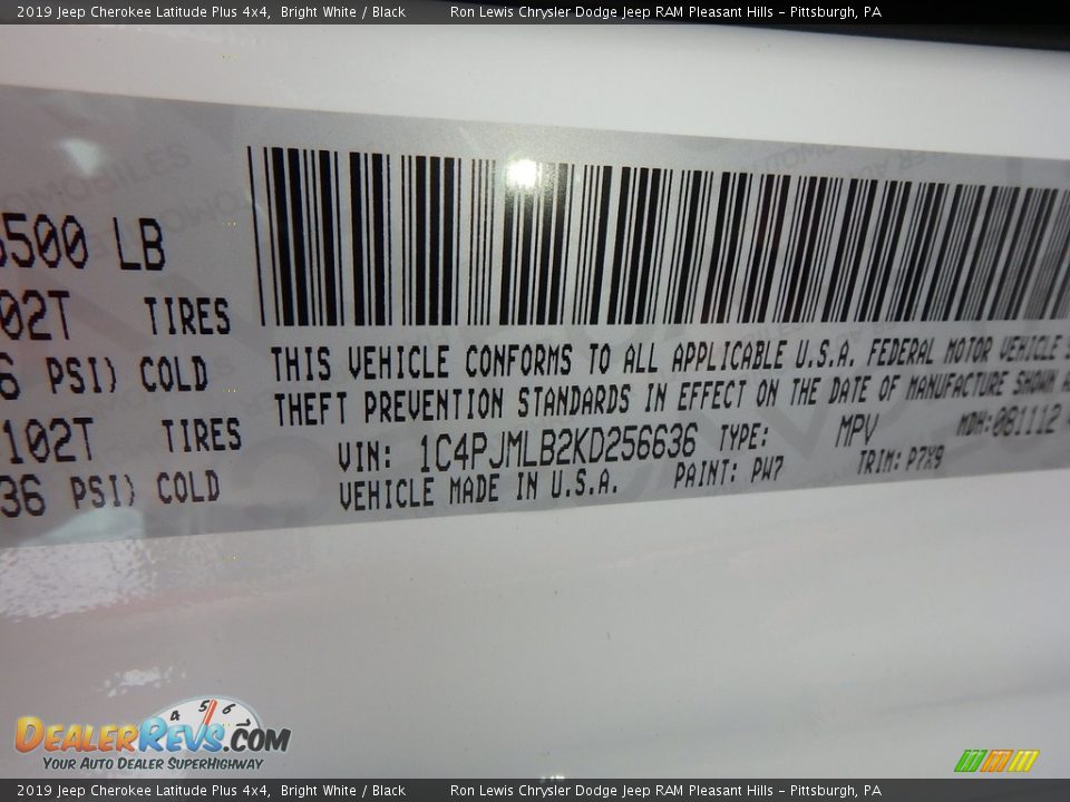 2019 Jeep Cherokee Latitude Plus 4x4 Bright White / Black Photo #14