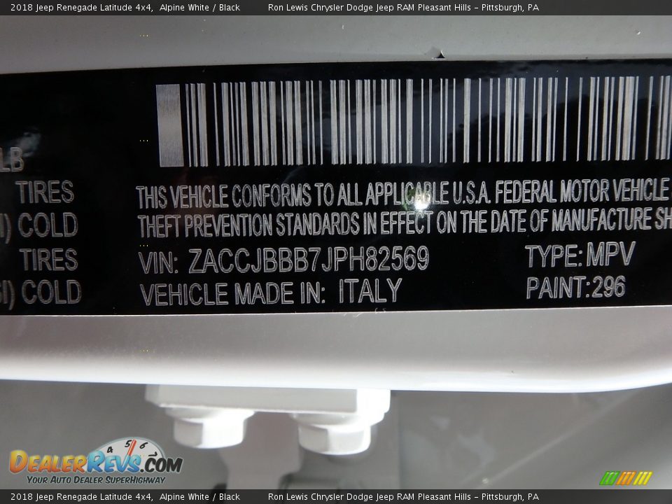 2018 Jeep Renegade Latitude 4x4 Alpine White / Black Photo #14