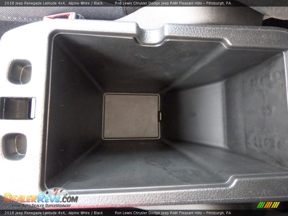 2018 Jeep Renegade Latitude 4x4 Alpine White / Black Photo #18