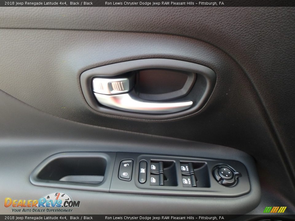 2018 Jeep Renegade Latitude 4x4 Black / Black Photo #13