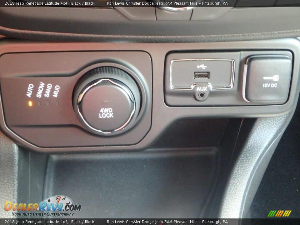2018 Jeep Renegade Latitude 4x4 Black / Black Photo #18