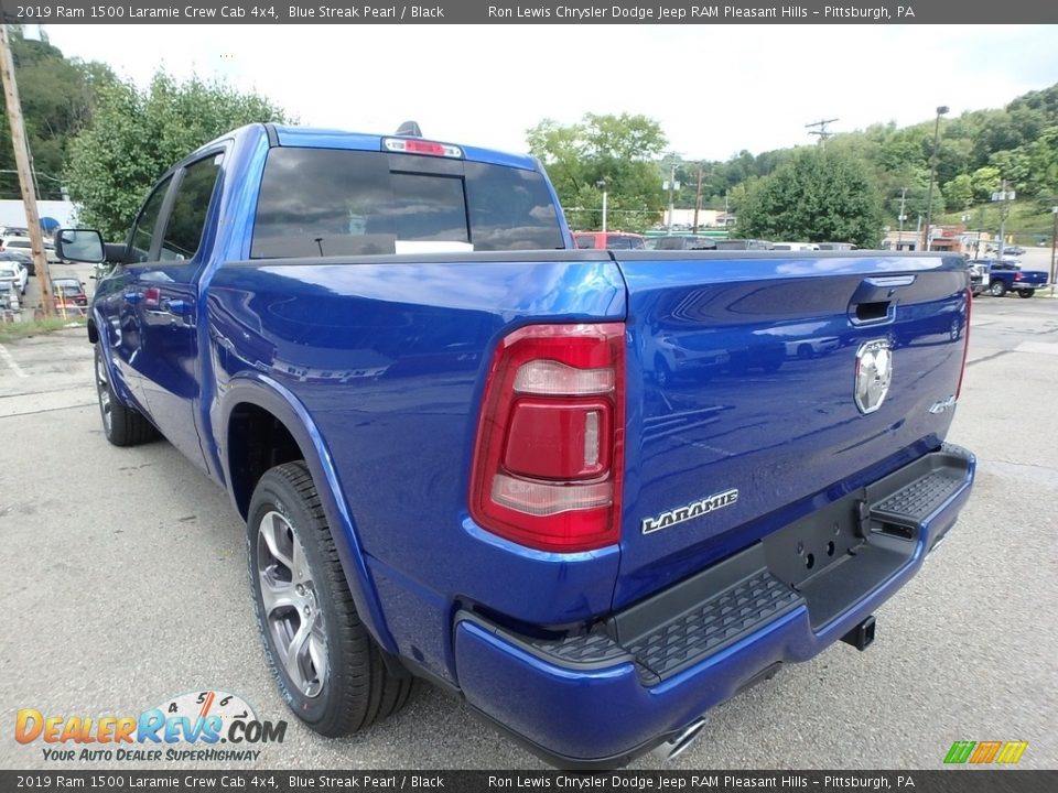 2019 Ram 1500 Laramie Crew Cab 4x4 Blue Streak Pearl / Black Photo #3