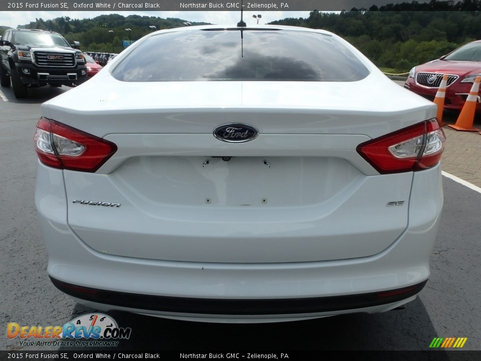 2015 Ford Fusion SE Oxford White / Charcoal Black Photo #12