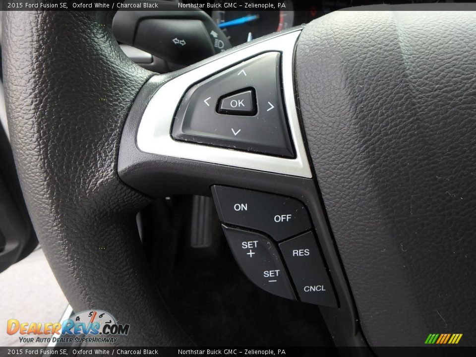 2015 Ford Fusion SE Oxford White / Charcoal Black Photo #26