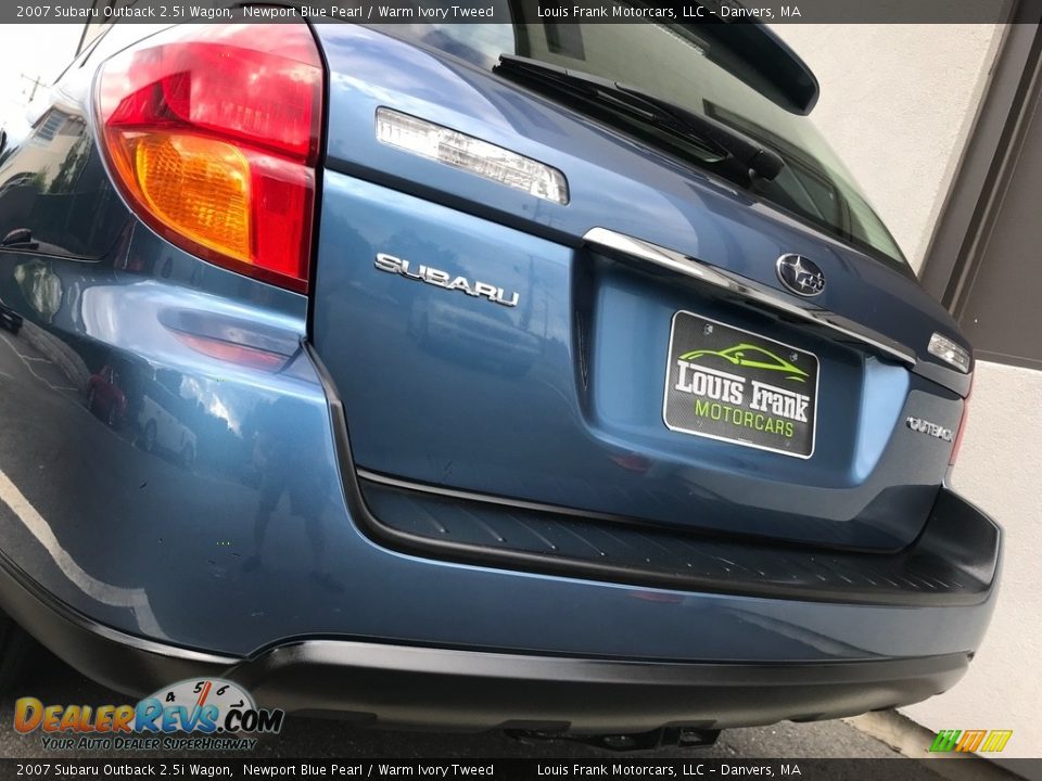 2007 Subaru Outback 2.5i Wagon Newport Blue Pearl / Warm Ivory Tweed Photo #28