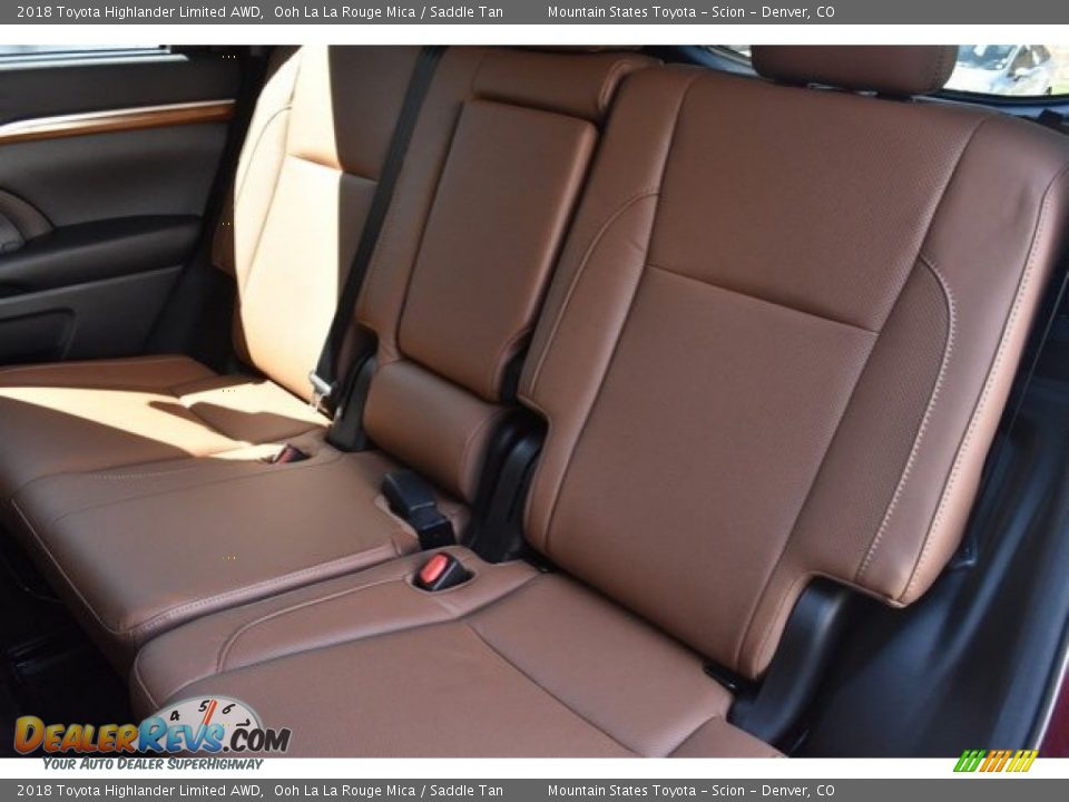 2018 Toyota Highlander Limited AWD Ooh La La Rouge Mica / Saddle Tan Photo #16