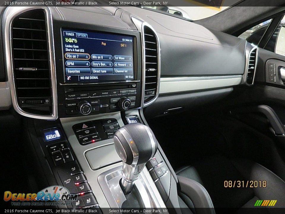 2016 Porsche Cayenne GTS Jet Black Metallic / Black Photo #18