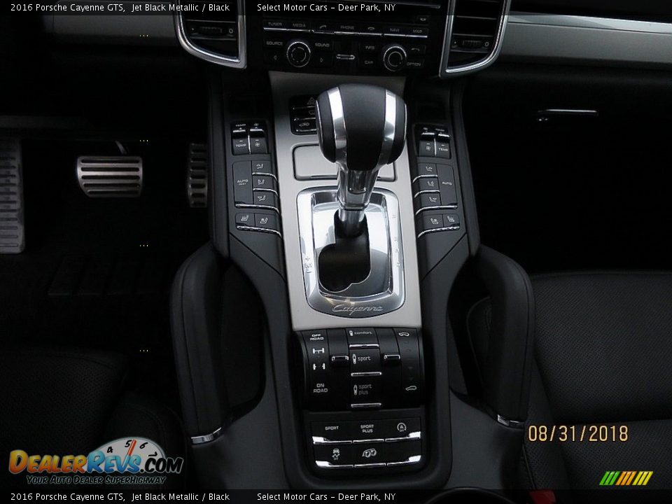 2016 Porsche Cayenne GTS Jet Black Metallic / Black Photo #20