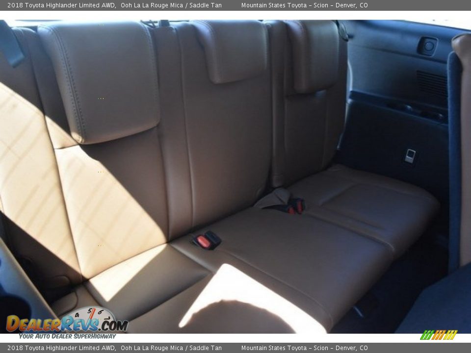 2018 Toyota Highlander Limited AWD Ooh La La Rouge Mica / Saddle Tan Photo #21