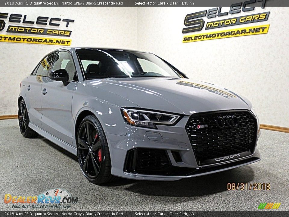Front 3/4 View of 2018 Audi RS 3 quattro Sedan Photo #4