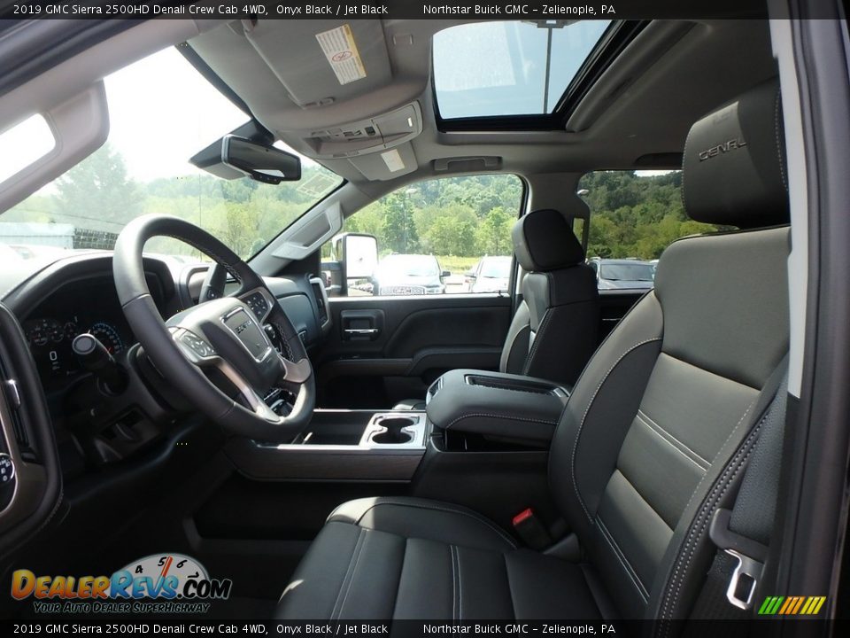 Front Seat of 2019 GMC Sierra 2500HD Denali Crew Cab 4WD Photo #10
