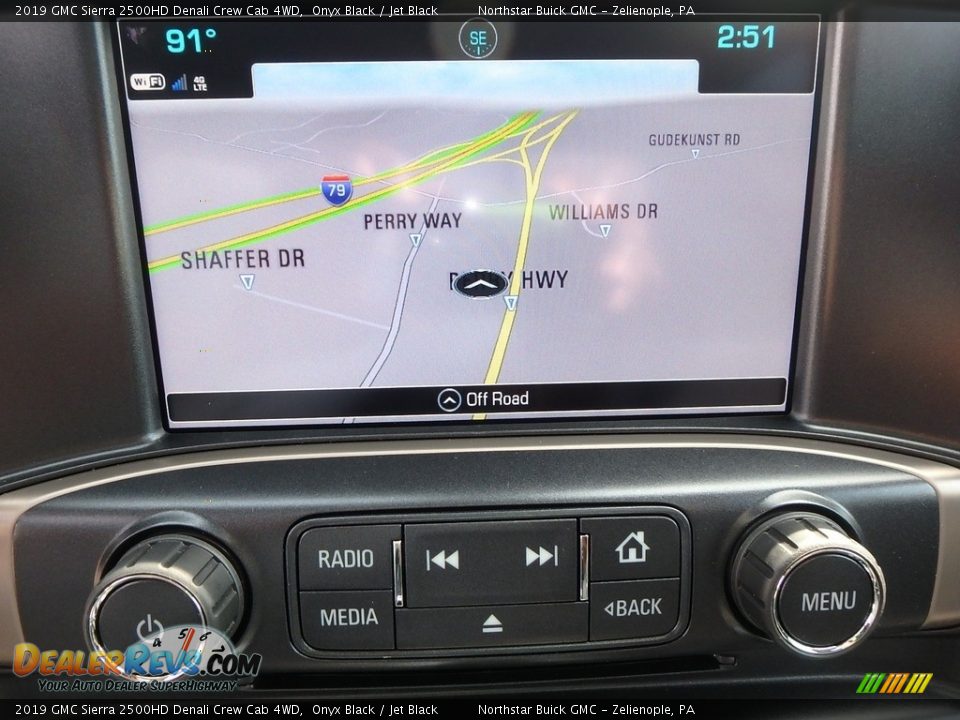 Navigation of 2019 GMC Sierra 2500HD Denali Crew Cab 4WD Photo #20