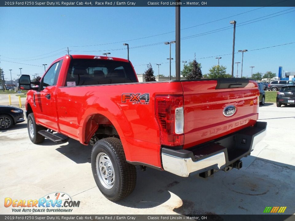 2019 Ford F250 Super Duty XL Regular Cab 4x4 Race Red / Earth Gray Photo #3
