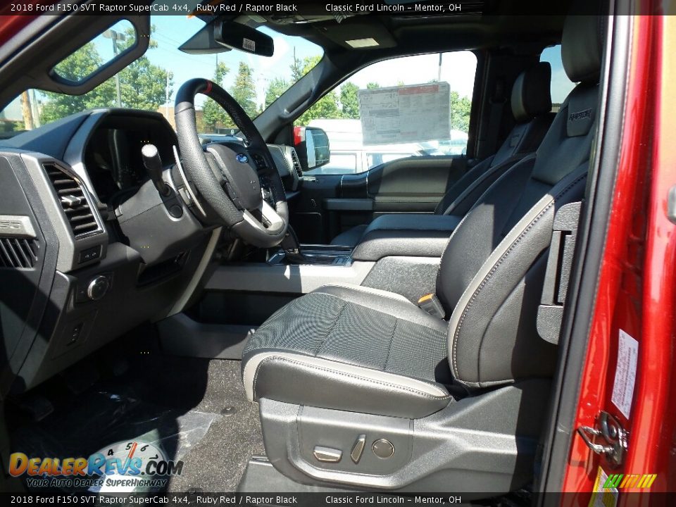 Front Seat of 2018 Ford F150 SVT Raptor SuperCab 4x4 Photo #5