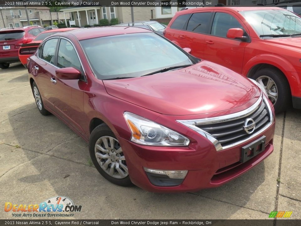 2013 Nissan Altima 2.5 S Cayenne Red / Charcoal Photo #2
