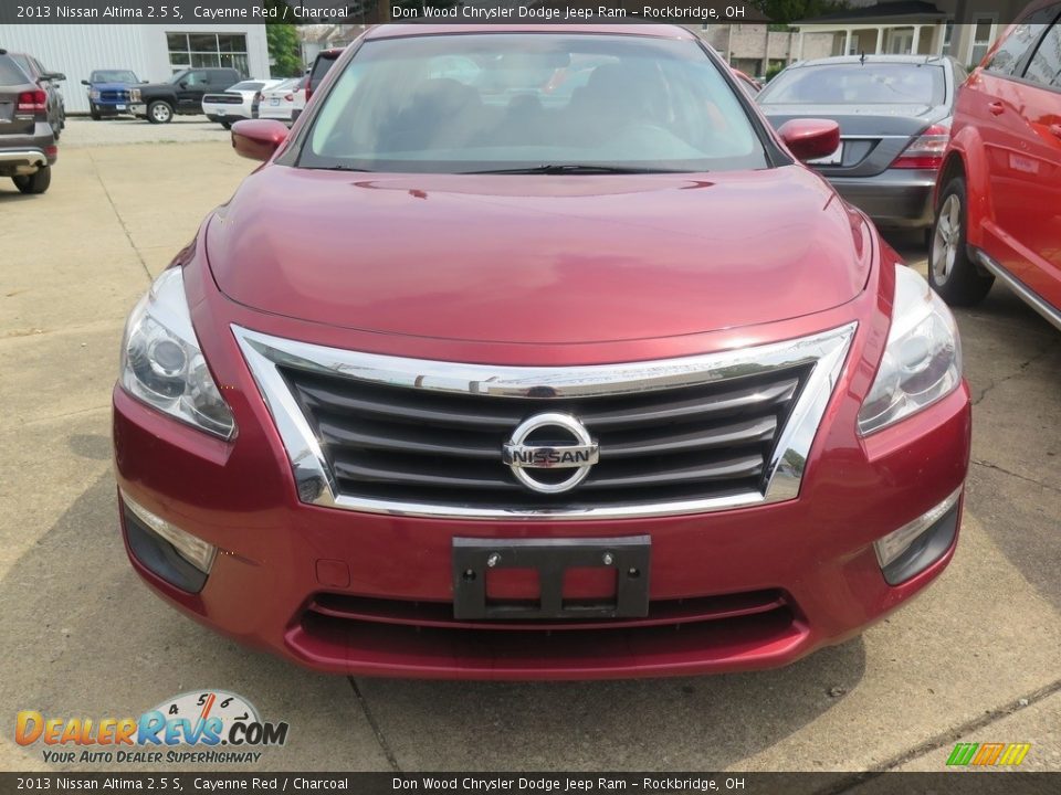 2013 Nissan Altima 2.5 S Cayenne Red / Charcoal Photo #3