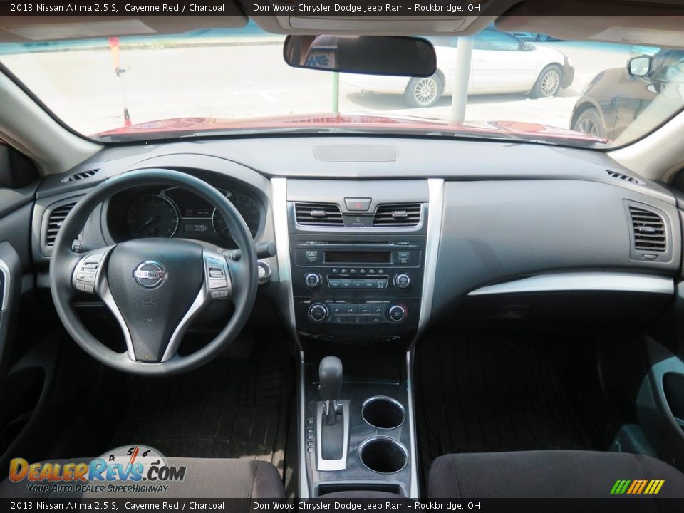 2013 Nissan Altima 2.5 S Cayenne Red / Charcoal Photo #8