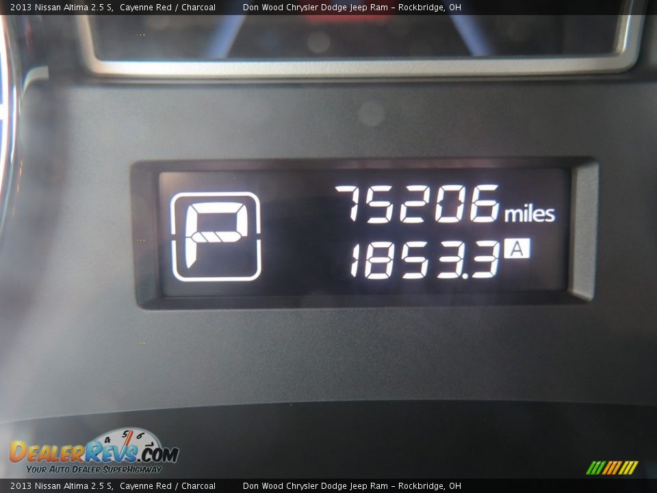 2013 Nissan Altima 2.5 S Cayenne Red / Charcoal Photo #14